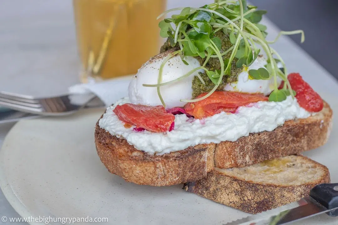 Summertime Tartine